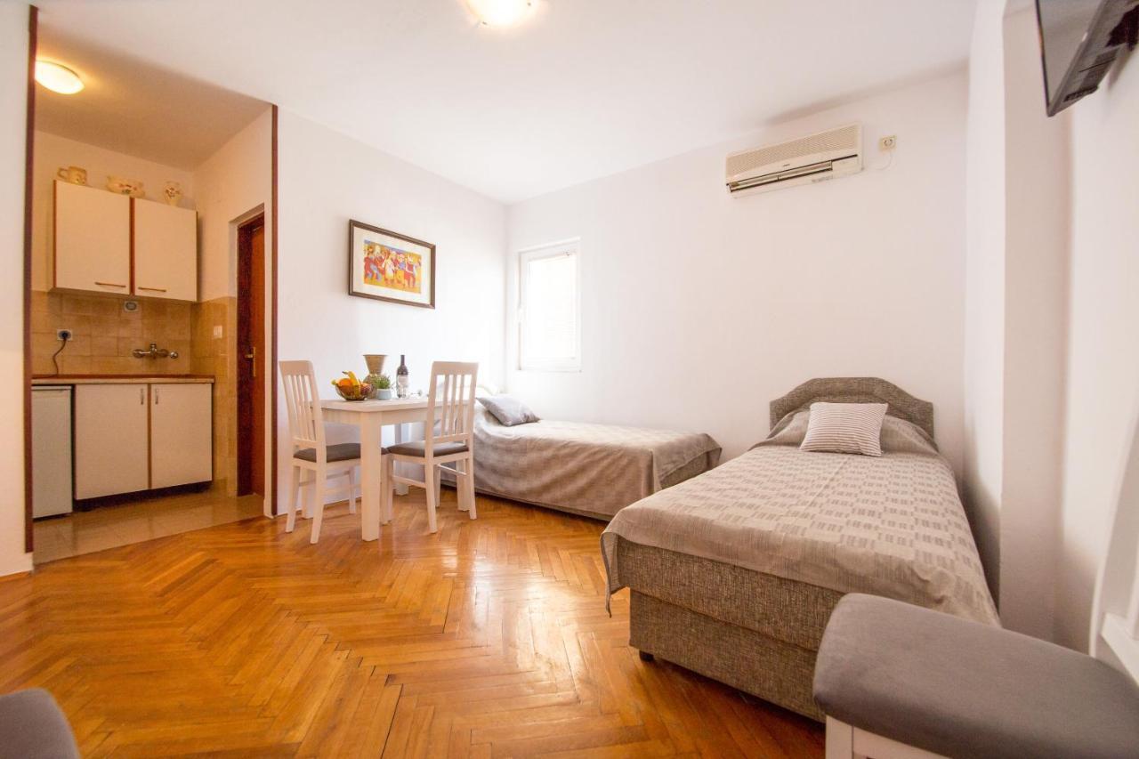 Apartments Angela Budva Dış mekan fotoğraf