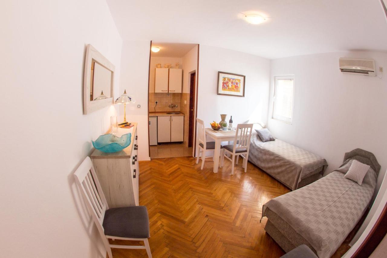 Apartments Angela Budva Dış mekan fotoğraf
